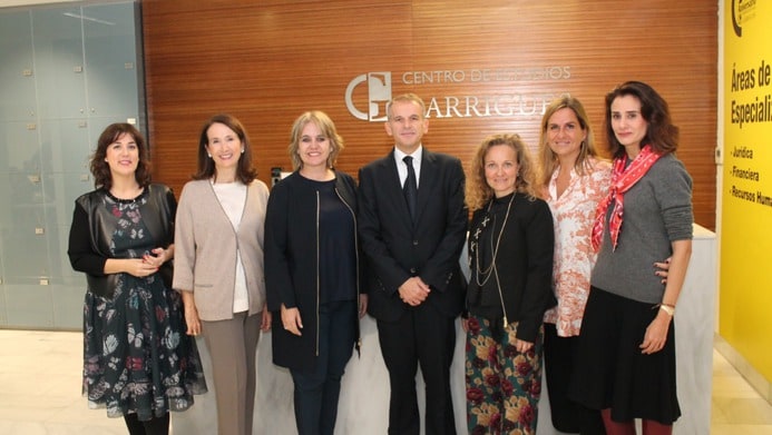 Rosa Tous y Núria Garrós destacan los retos del gobierno corporativo de TOUS en las jornadas Fashion Talks del Centro de Estudios de Garrigues